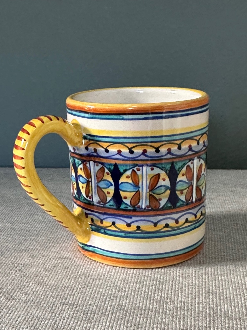 Italian Deruta Ceramic Mug - Picture 2 of 7